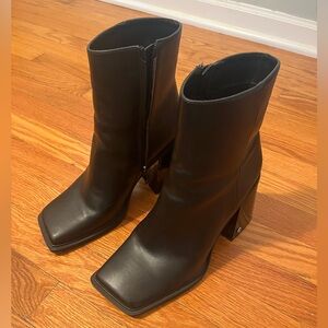 Circus by Sam Edelman Layla Ankle Boots